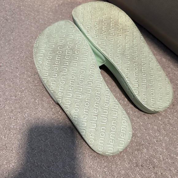 Lululemon Restfeel Slides - Picture 4 of 5